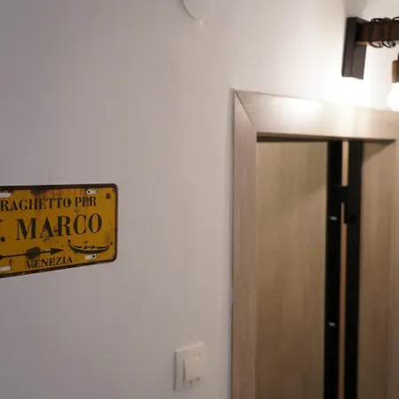 Διαμέρισμα San Marco Di Petro *